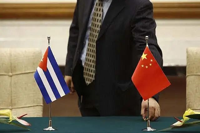 辟谣不是请客吃饭不能太优雅从容